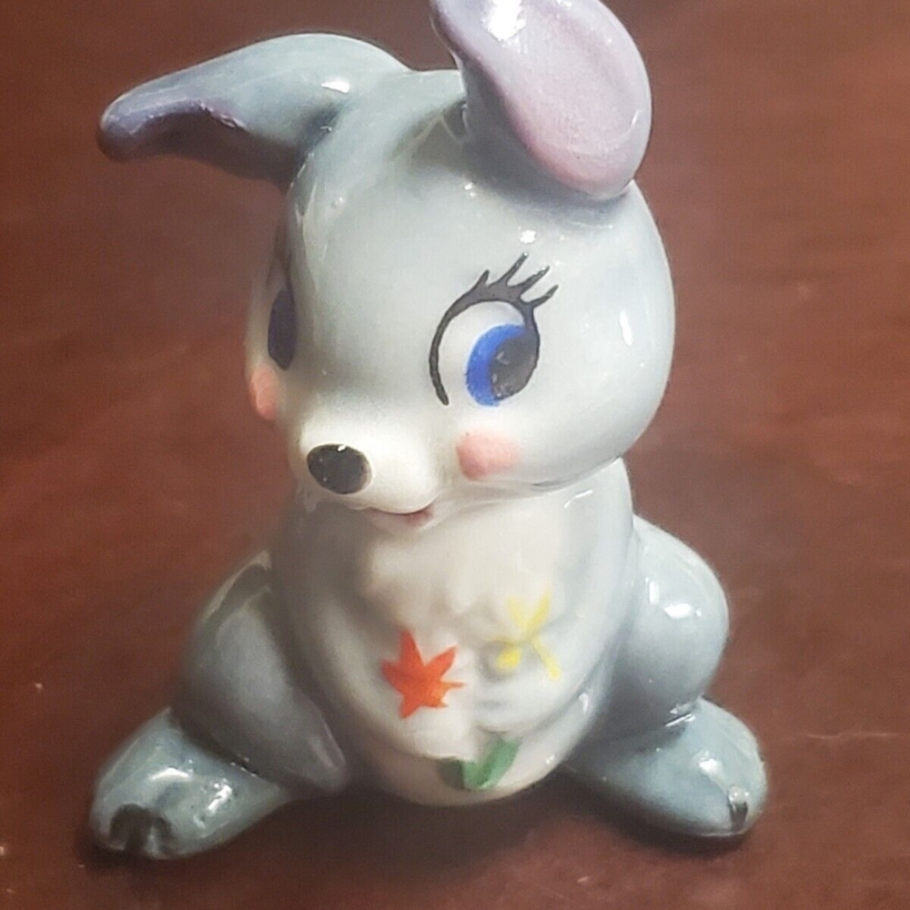 Wade Porcelain Disney Thumper from Bambi Figurine #6 with Sticker and Hat Box
